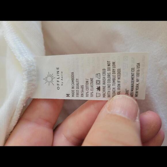 Offline by Aerie medium white ribbed crop top - Picture 4 of 4